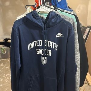 Nike United state soccer hoodie, worn twice M